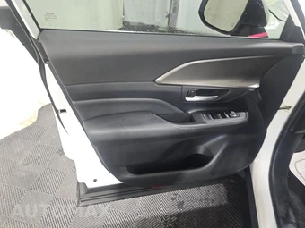 2024 Toyota Grand Highlander XLE - miniatura 9