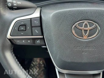 2024 Toyota Grand Highlander XLE - miniatura 18