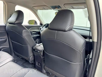 2024 Toyota Grand Highlander XLE - miniatura 34