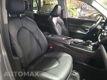 2024 Toyota Grand Highlander XLE - miniatura 19