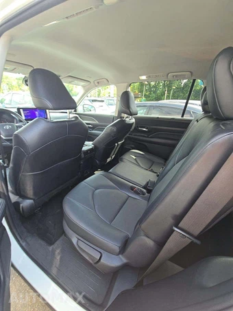 2024 Toyota Grand Highlander XLE - miniatura 13