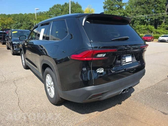 2024 Toyota Grand Highlander XLE - miniatura 2