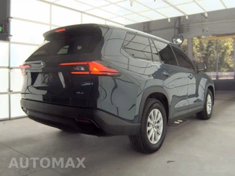2024 Toyota Grand Highlander XLE - miniatura 4