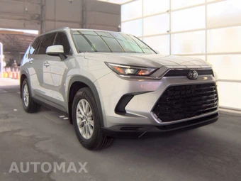 2024 Toyota Grand Highlander XLE - miniatura 3