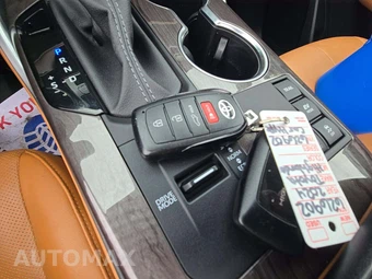 2024 Toyota Highlander Hybrid Platinum - miniatura 8