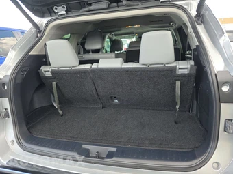 2024 Toyota Highlander Hybrid XLE - miniatura 17