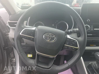 2024 Toyota Highlander Hybrid XLE - miniatura 10
