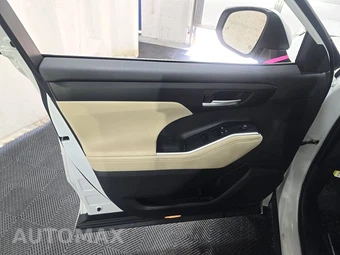 2024 Toyota Highlander Hybrid XLE - miniatura 9