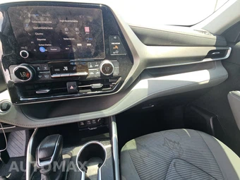 2024 Toyota Highlander LE - miniatura 11