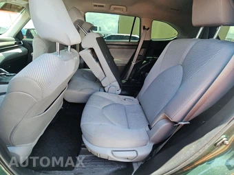 2024 Toyota Highlander LE - miniatura 13