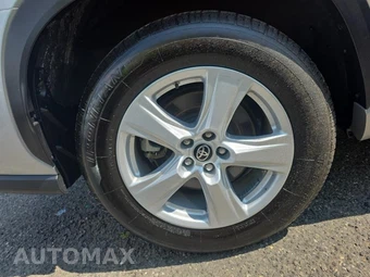 2024 Toyota Highlander LE – miniatura 10