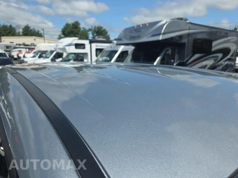 2024 Toyota Highlander LE – miniatura 12