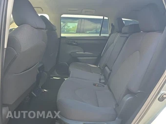 2024 Toyota Highlander LE – miniatura 16