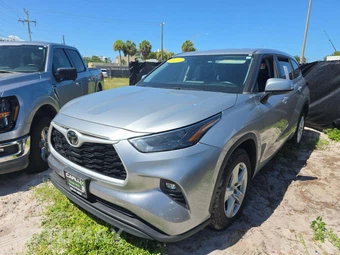 2024 Toyota Highlander LE