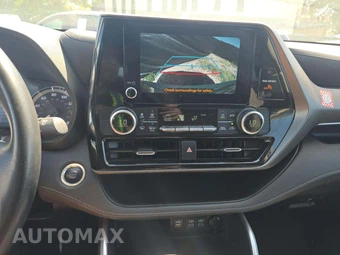 2024 Toyota Highlander LE - miniatura 10