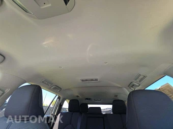 2024 Toyota Highlander LE - miniatura 11