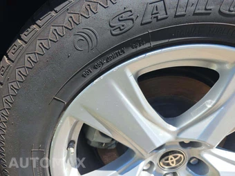 2024 Toyota Highlander LE - miniatura 31