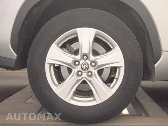 2024 Toyota Highlander LE - miniatura 11