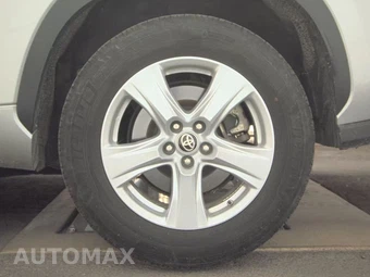 2024 Toyota Highlander LE - miniatura 12