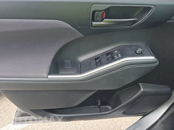 2024 Toyota Highlander LE - miniatura 15