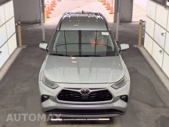 2024 Toyota Highlander LE - miniatura 2