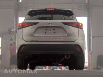 2024 Toyota Highlander LE - miniatura 7