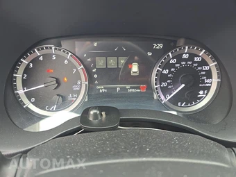 2024 Toyota Highlander LE – miniatura 12