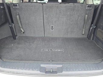 2024 Toyota Highlander LE – miniatura 18