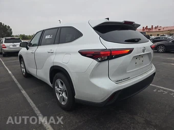 2024 Toyota Highlander LE – miniatura 6