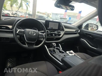 2024 Toyota Highlander LE – miniatura 14