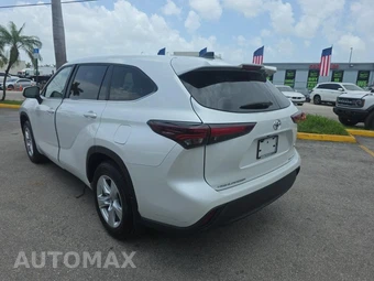 2024 Toyota Highlander LE – miniatura 6