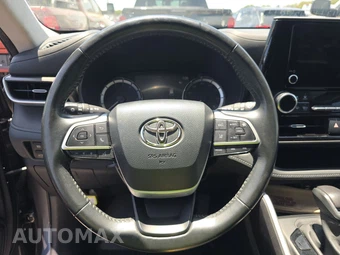 2024 Toyota Highlander LE - miniatura 10