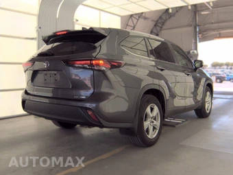 2024 Toyota Highlander LE - miniatura 4