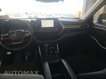 2024 Toyota Highlander LE - miniatura 11