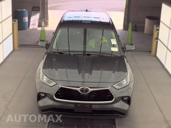 2024 Toyota Highlander LE - miniatura 2