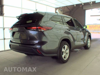 2024 Toyota Highlander LE - miniatura 4