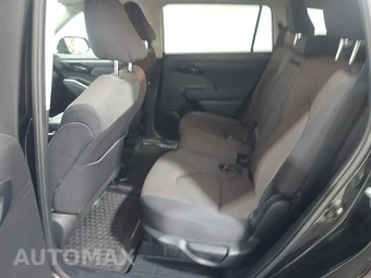 2024 Toyota Highlander LE – miniatura 13