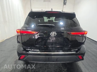 2024 Toyota Highlander LE – miniatura 5