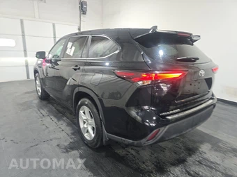 2024 Toyota Highlander LE – miniatura 6