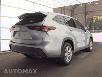 2024 Toyota Highlander LE – miniatura 5