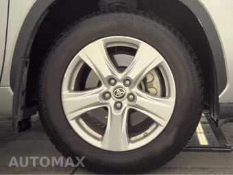 2024 Toyota Highlander LE - miniatura 10