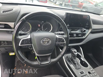2024 Toyota Highlander LE - miniatura 17