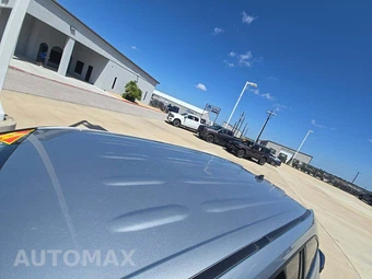 2024 Toyota Highlander LE - miniatura 12