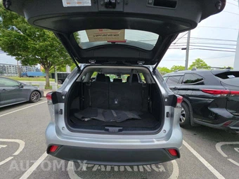 2024 Toyota Highlander LE - miniatura 15