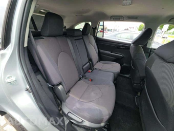 2024 Toyota Highlander LE - miniatura 17