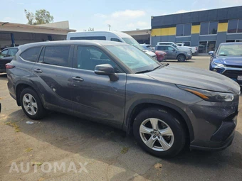 2024 Toyota Highlander LE - miniatura 4