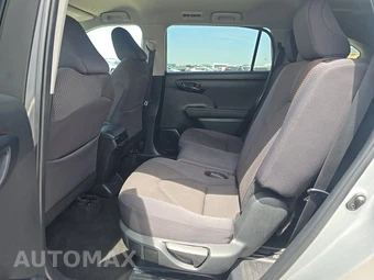 2024 Toyota Highlander LE - miniatura 13