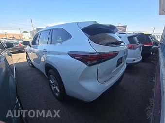 2024 Toyota Highlander LE - miniatura 2
