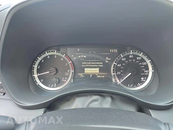 2024 Toyota Highlander LE - miniatura 9