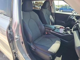 2024 Toyota Highlander LE - miniatura 14